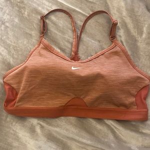 Women’s Nike sports bra new with tags